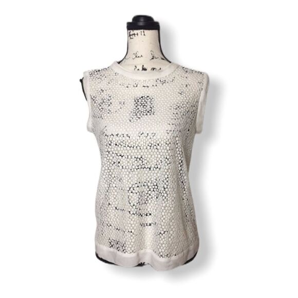 Zara White Sleeveless Textured Sheer Blouse | Size S - Picture 1 of 3